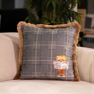 CUSHION / EY261