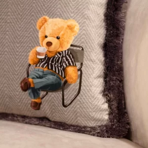 Alternative view of CUSHION / EY264