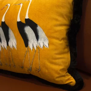 Alternative view of CUSHION / EY269