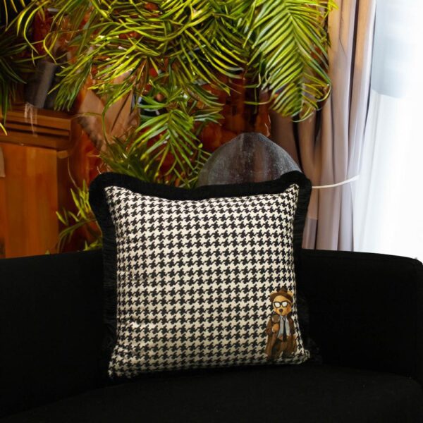 CUSHION / EY395